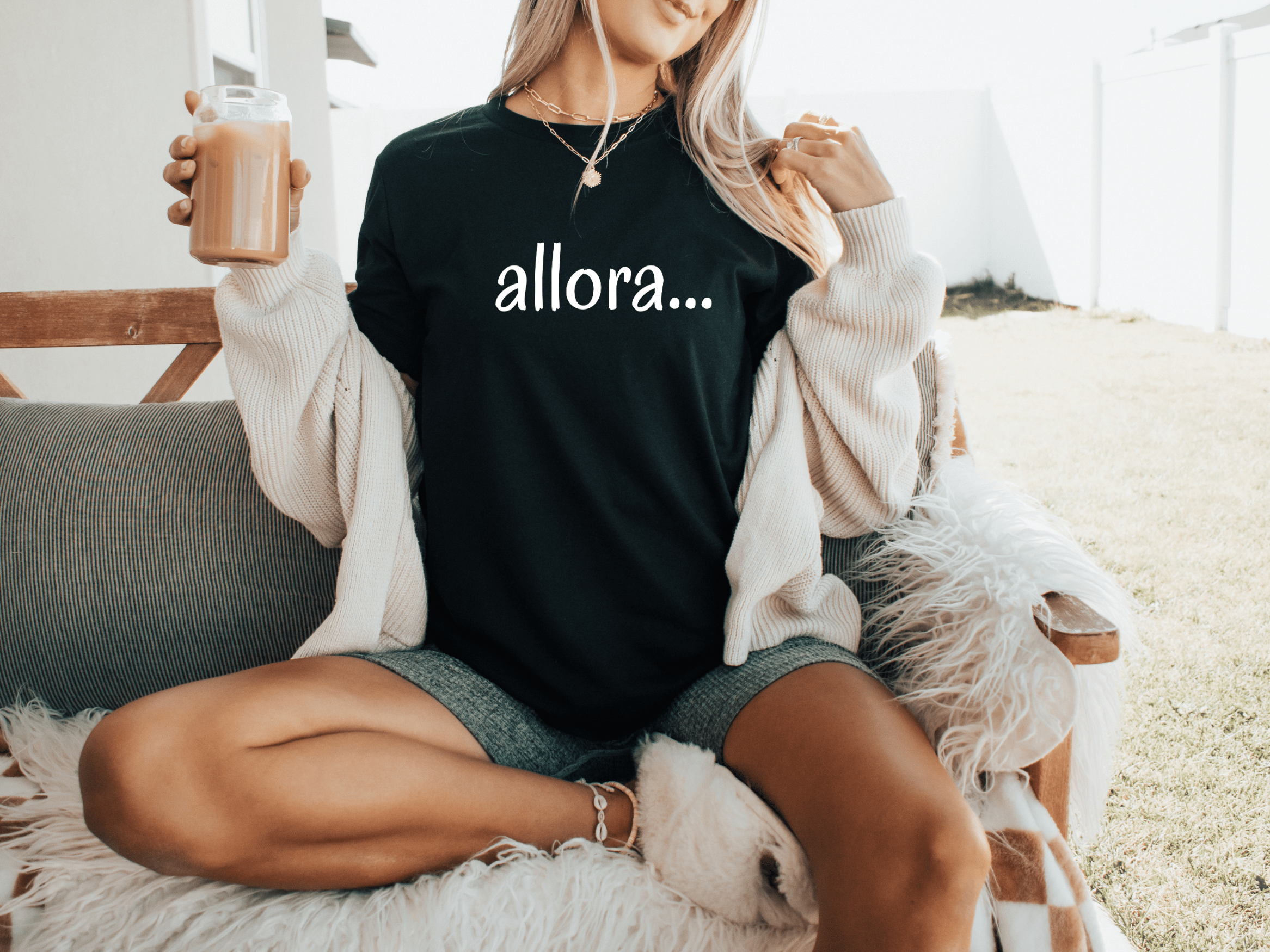 Allora T-Shirt
